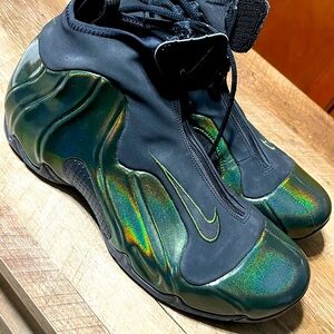 Nike Flightposite Legion Green size men 9.5 like new